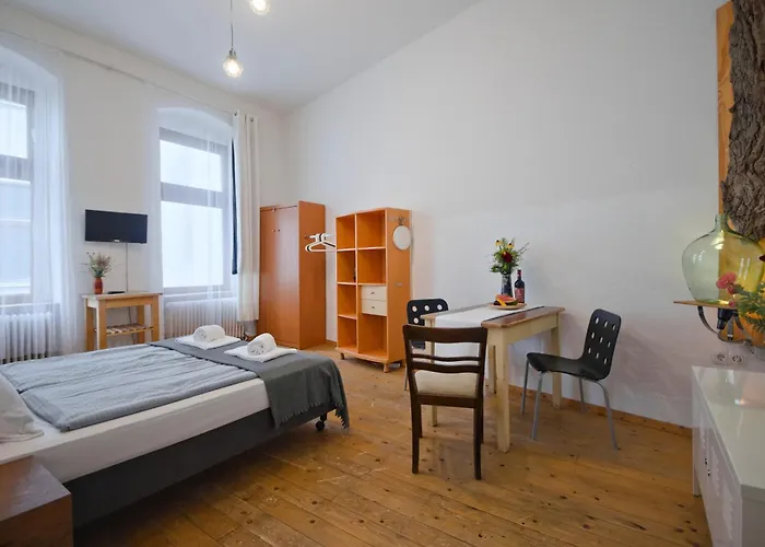 Courtyard Apartament *