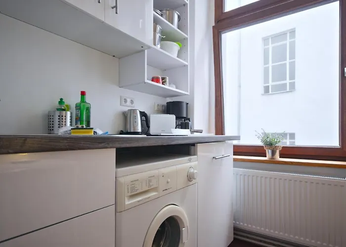 Apartman Courtyard *